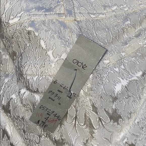 White pants - Picture 4 of 4